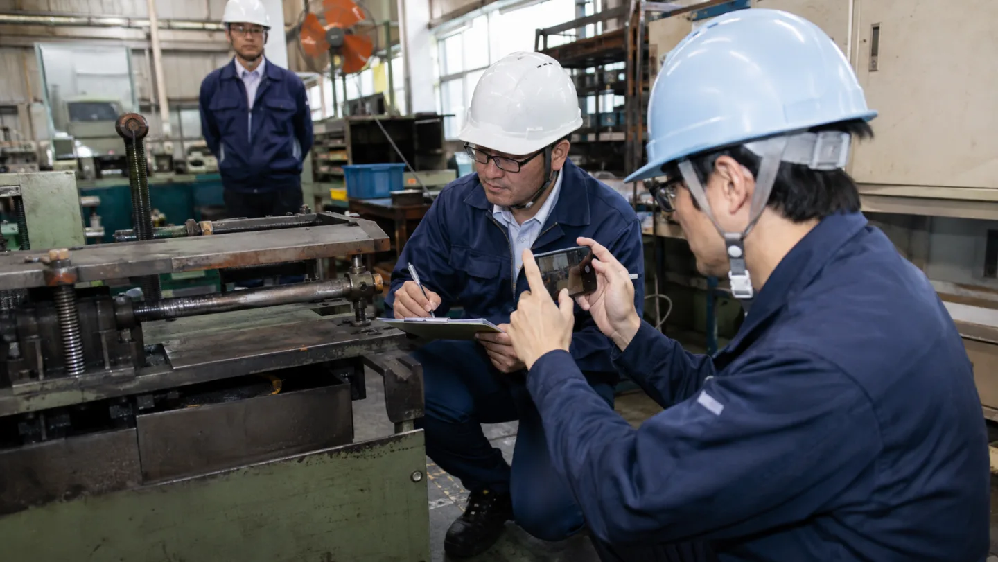 事故・ヒヤリハット報告の標準化で起きている業務課題のイメージ